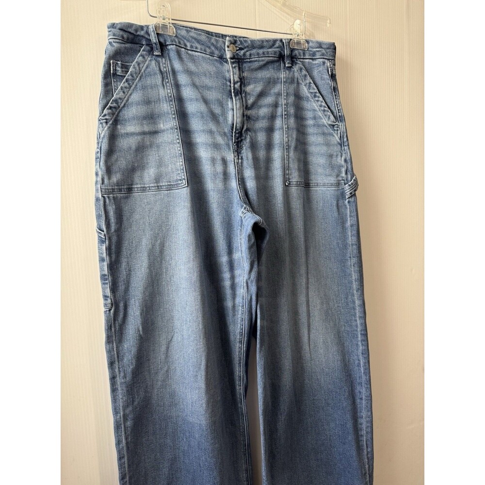 American Eagle Outfitters Light Blue Wide Leg Jeans - Picture 6 of 15